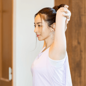 産後ママのためのヨガ～冷え・肩こり・骨盤ケアで心身リセット～（無料）